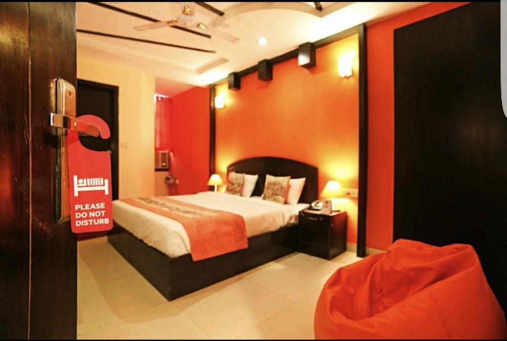 Hotel Unistar Neu-Delhi Exterior foto