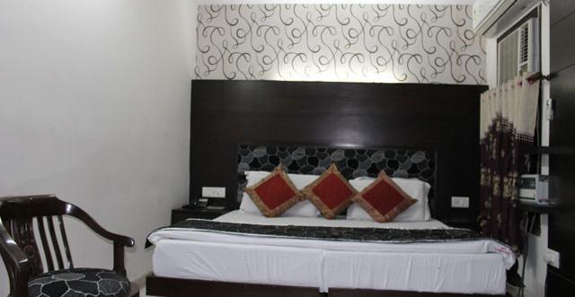Hotel Unistar Neu-Delhi Exterior foto