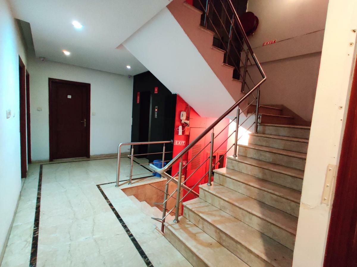 Hotel Unistar Neu-Delhi Exterior foto